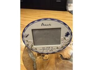 Russ Berrie Oval Aunt Picture Frame with Floral and Butterly